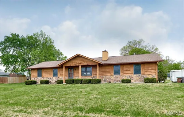 $249,999 | 1223 Cypress Court, Troy, MO 63379