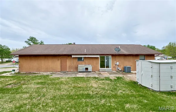 $249,999 | 1223 Cypress Court, Troy, MO 63379