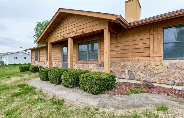 $249,999 | 1223 Cypress Court, Troy, MO 63379