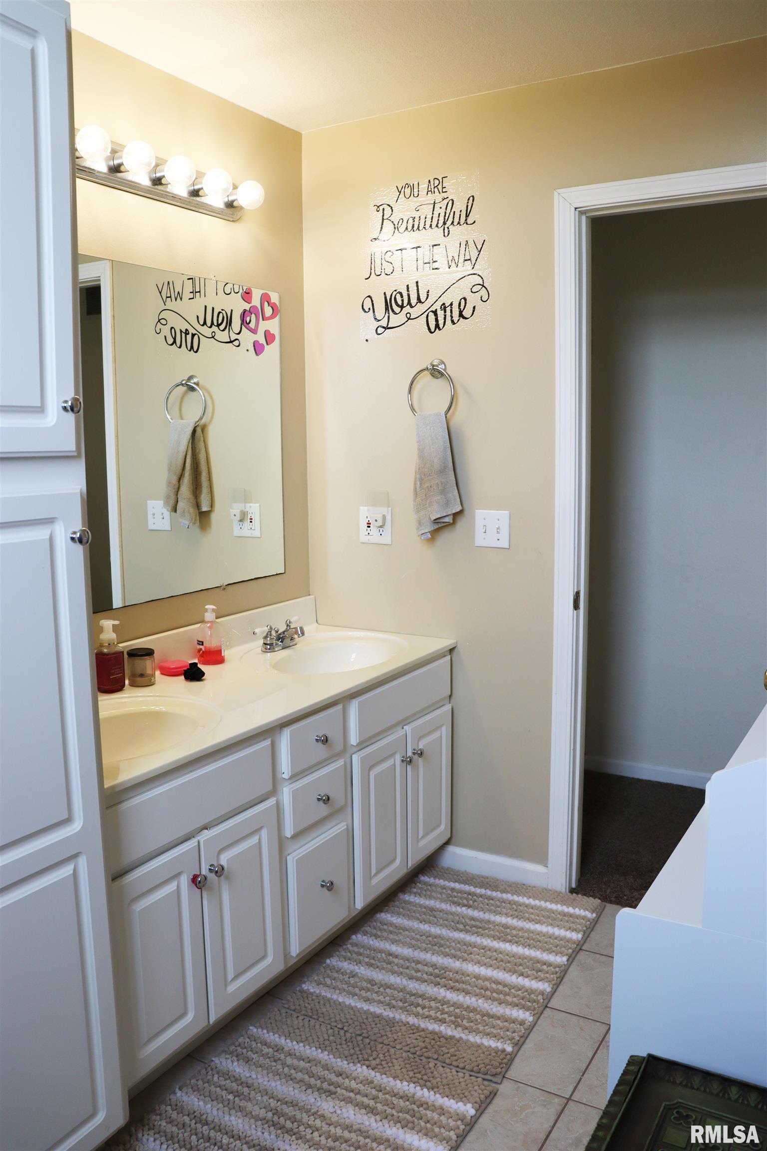 1157 East Guth Road Washington, IL 61571 - Photo 47 of 74
