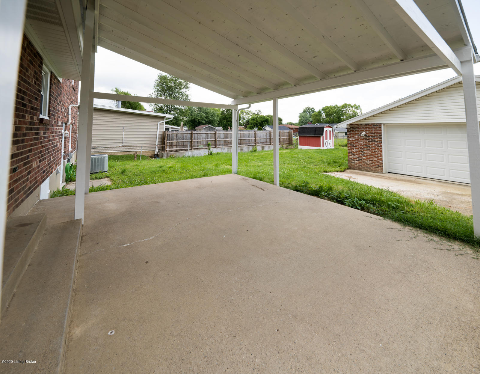 4416 Lambert Road Louisville, KY 40219 - Photo 3 of 26 4416 lambert rd-1-10