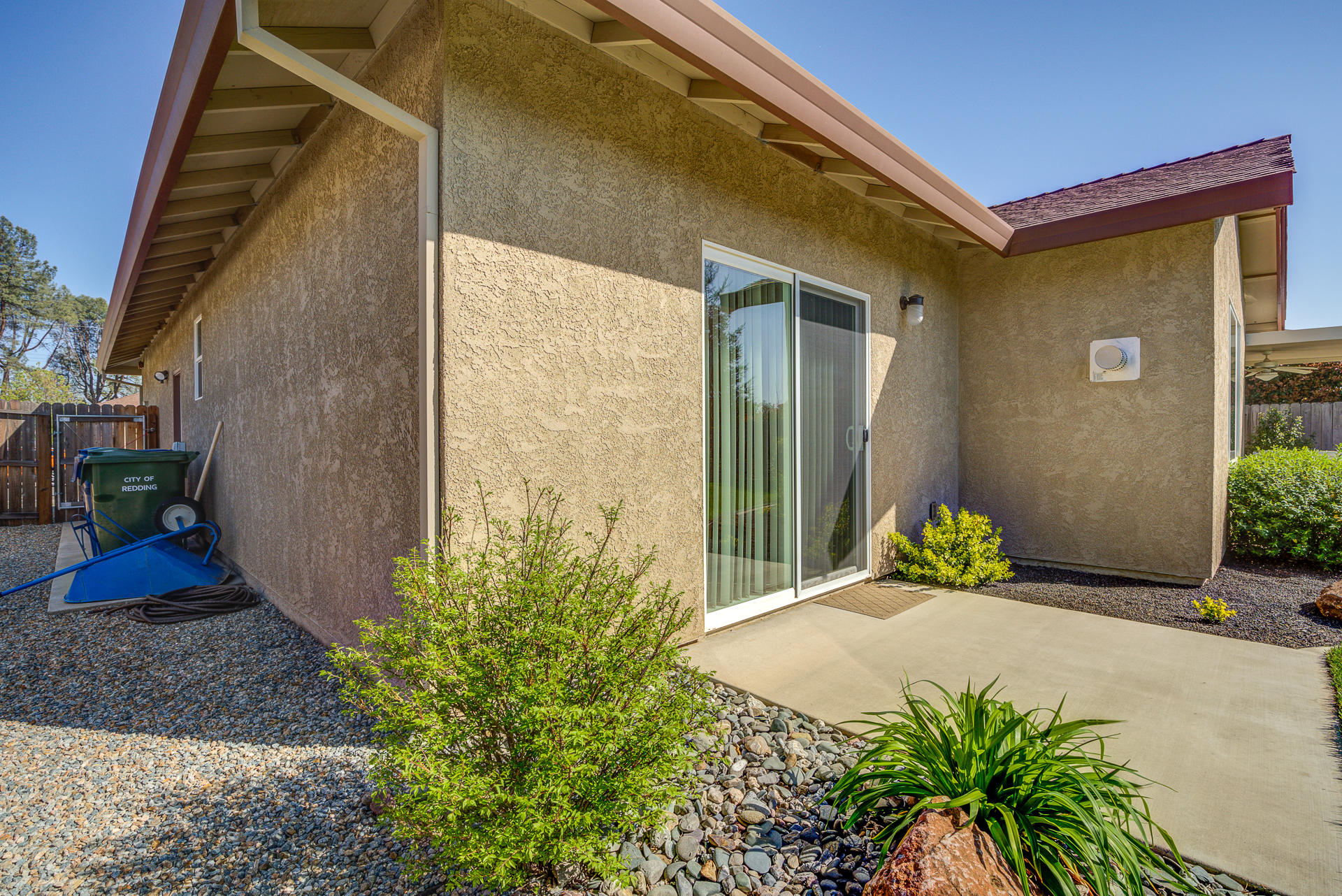 5566 Muir Peak Road Redding, CA 96002 - Photo 29 of 30 5566MuirPlace_027