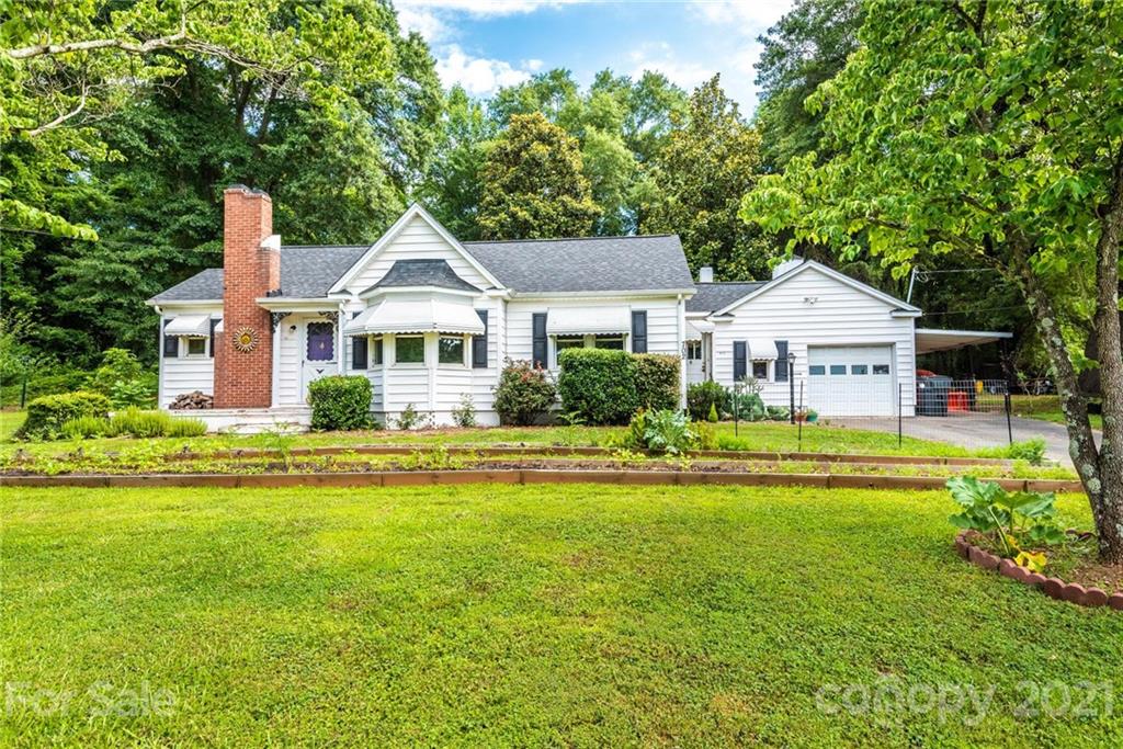 702 Robinson-Clemmer Road Dallas, NC 28034 - Photo 1 of 48 Gallery Image 1