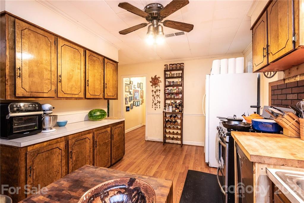 702 Robinson-Clemmer Road Dallas, NC 28034 - Photo 28 of 48 Gallery Image 28