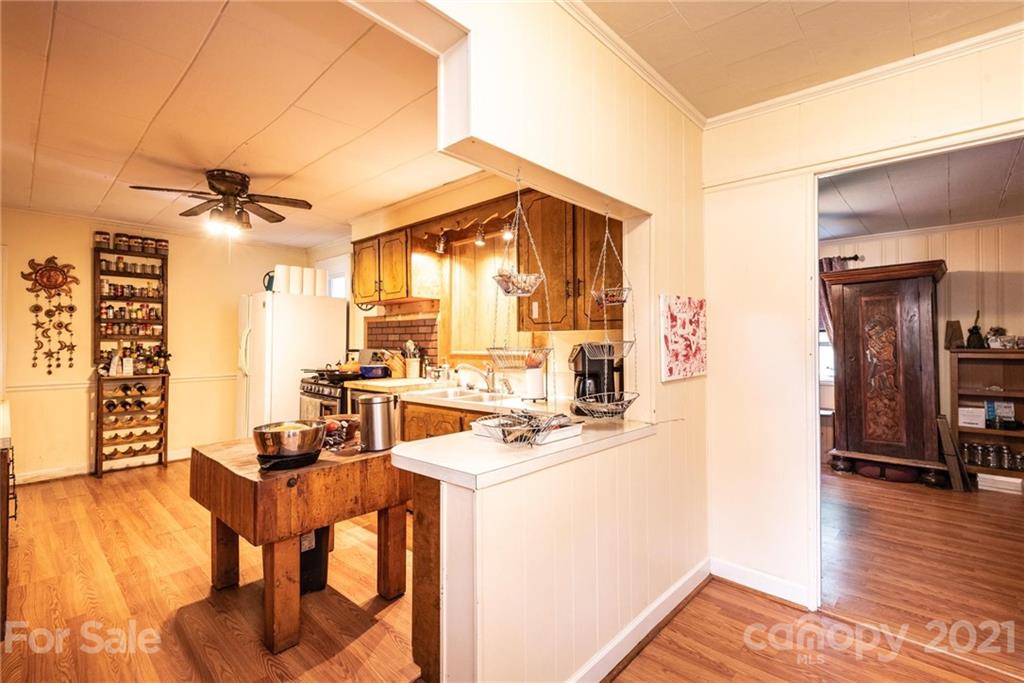 702 Robinson-Clemmer Road Dallas, NC 28034 - Photo 29 of 48 Gallery Image 29