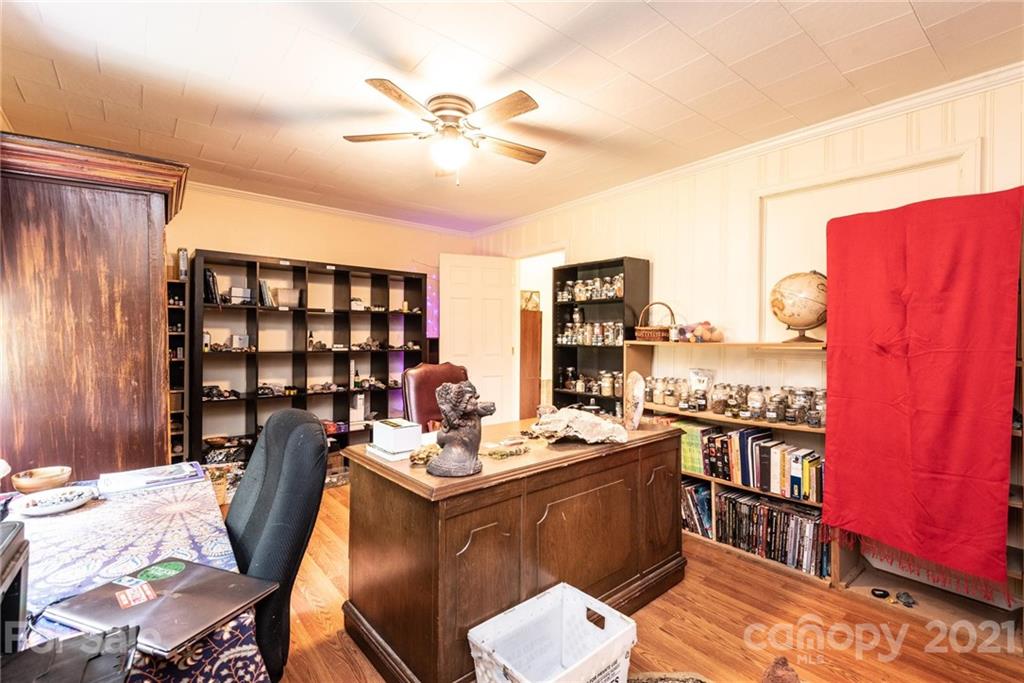 702 Robinson-Clemmer Road Dallas, NC 28034 - Photo 34 of 48 Gallery Image 34