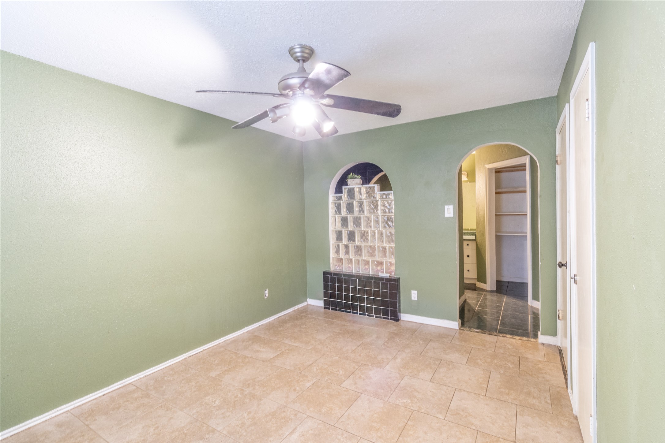 22902 Cabanna Road Spring, TX 77389 - Photo 9 of 20