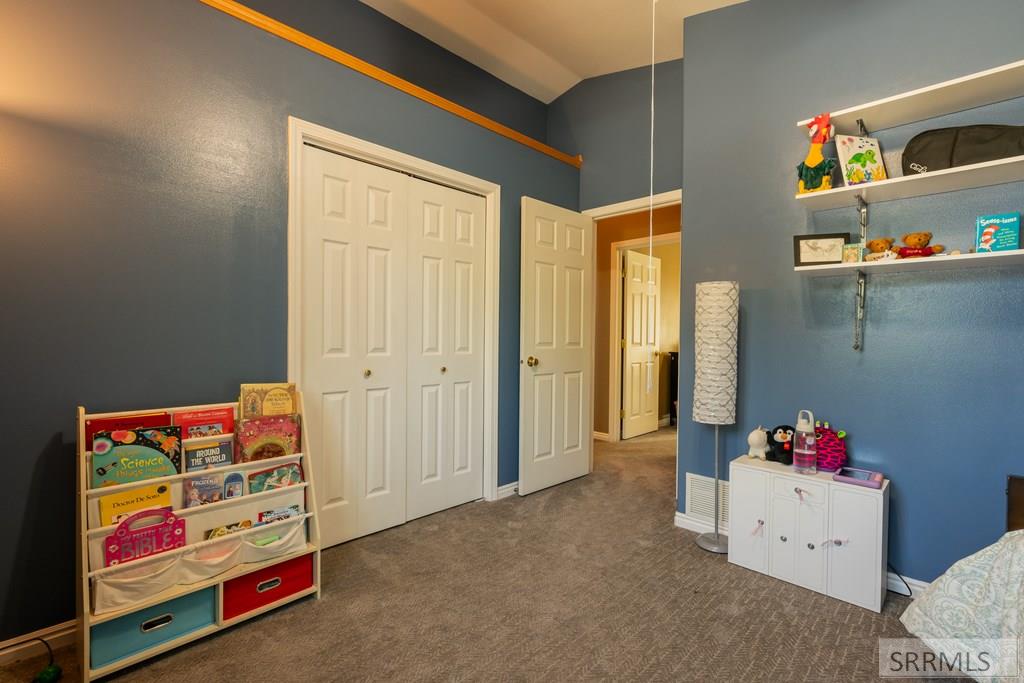 2755 Ridgecrest Drive Idaho Falls, ID 83404 - Photo 29 of 48