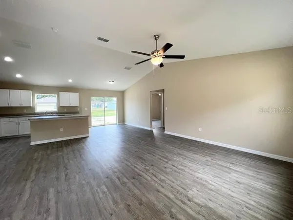 $1,700 | 13669 Southwest 113th Place, Dunnellon, FL 34432