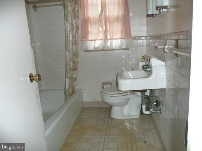 14707 Weller Road Hancock, MD 21750 - Photo 5 of 10 Bath