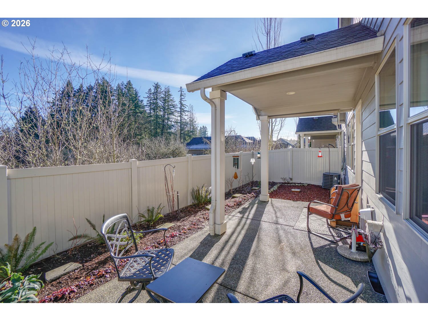 17629 Northeast 17th Avenue Ridgefield, WA 98642 - Photo 29 of 31 a view of a chairs and tables in the patio