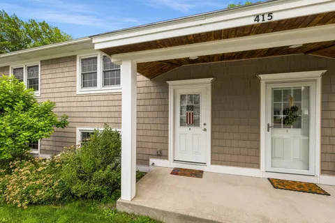 $469,000 | 415 High Street, Unit 2, Hampton, NH 03842