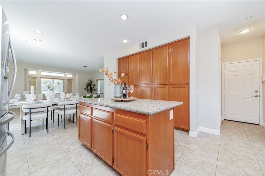 4947 Plumtree Court Riverside, CA 92504 - Photo 18 of 46