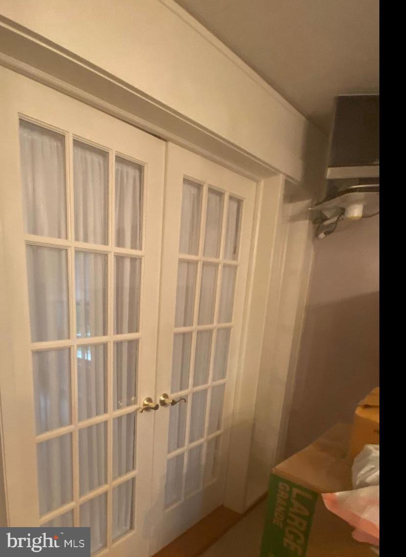 832 Warburton Road Elkton, MD 21921 - Photo 14 of 25 Doors to closet