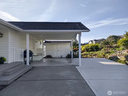 $850,000 | 5012 MacBeth Drive, Anacortes, WA 98221