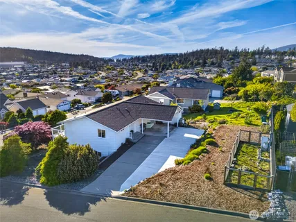 $850,000 | 5012 MacBeth Drive, Anacortes, WA 98221