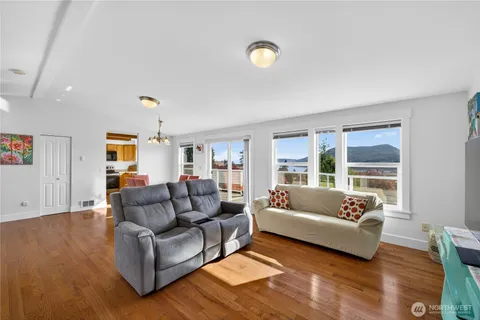 $850,000 | 5012 MacBeth Drive, Anacortes, WA 98221