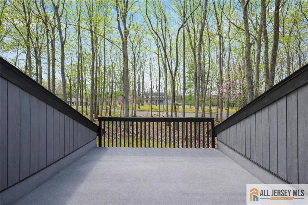 176 Stonehill Road Freehold, NJ 07728 - Photo 26 of 44