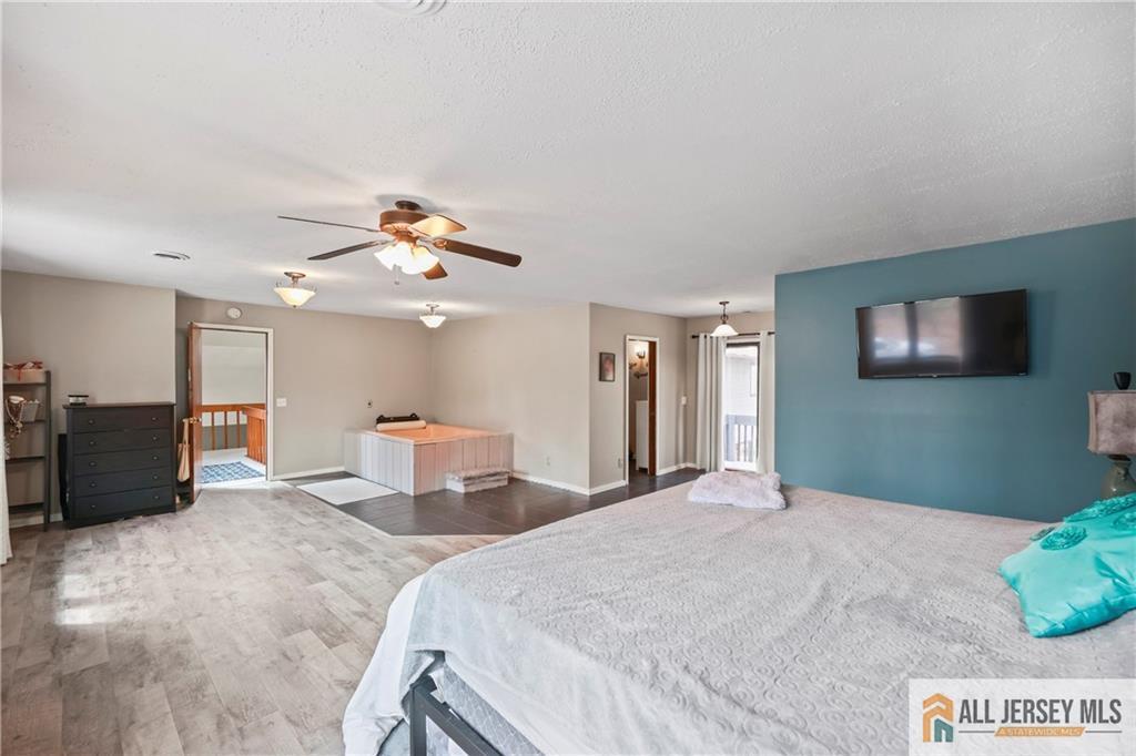 176 Stonehill Road Freehold, NJ 07728 - Photo 28 of 44