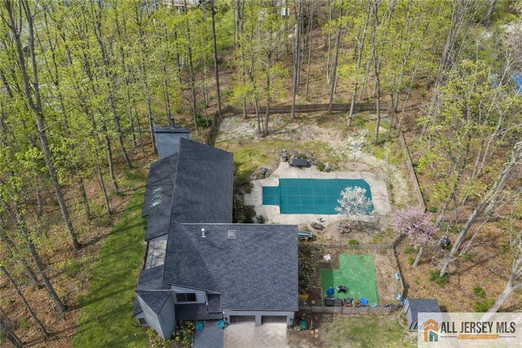 176 Stonehill Road Freehold, NJ 07728 - Photo 3 of 44