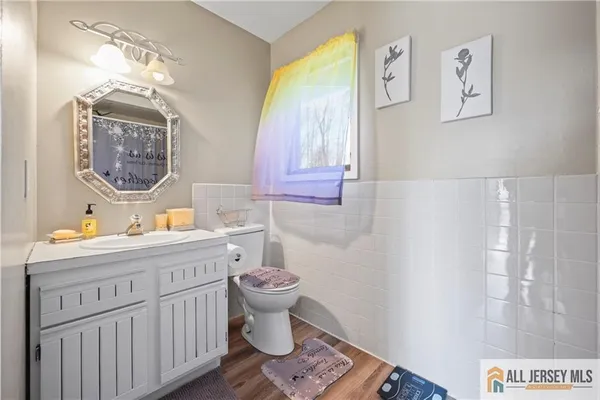 $964,900 | 176 Stonehill Road, Freehold, NJ 07728
