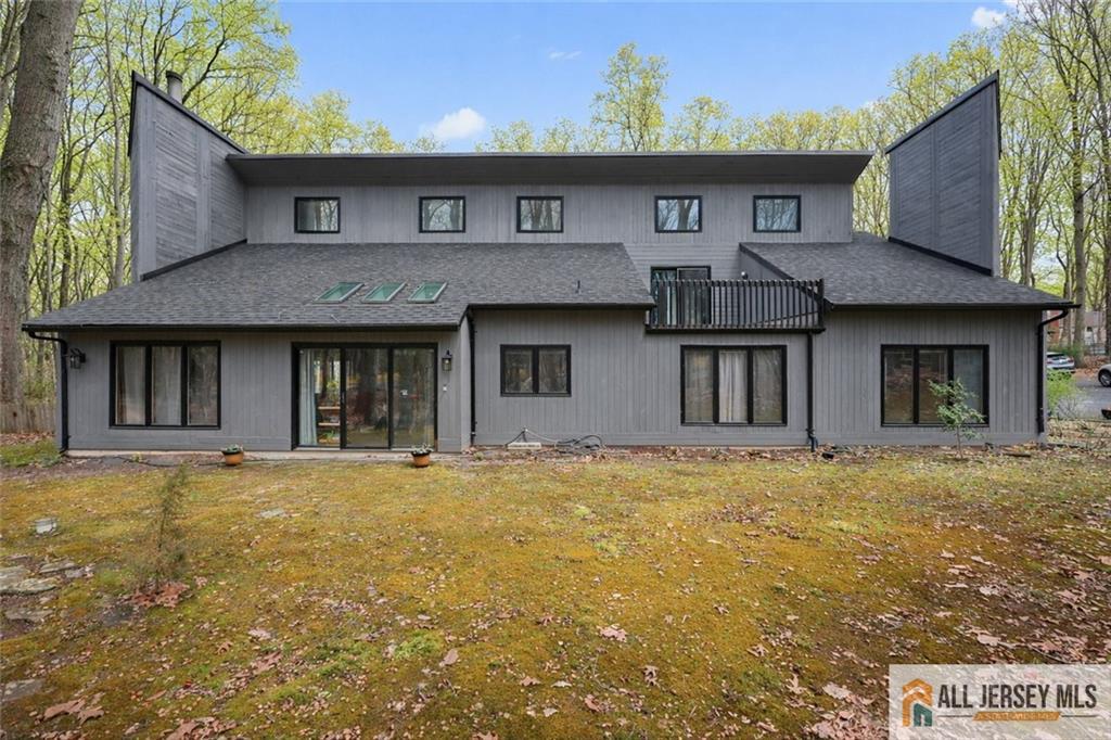 176 Stonehill Road Freehold, NJ 07728 - Photo 39 of 44