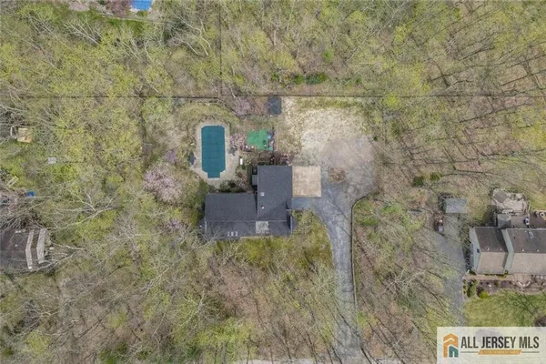 $964,900 | 176 Stonehill Road, Freehold, NJ 07728
