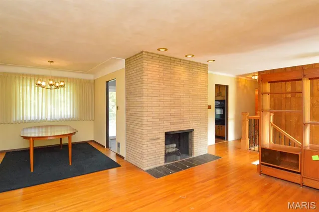 $192,920 | 59 Lake Shore Drive, Troy, IL 62294