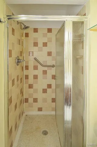 $192,920 | 59 Lake Shore Drive, Troy, IL 62294