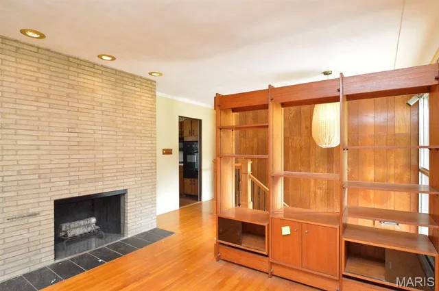 $192,920 | 59 Lake Shore Drive, Troy, IL 62294