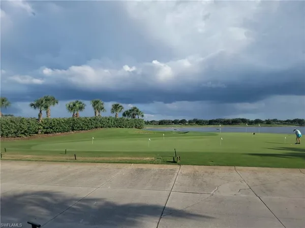 a view of an outdoor space and city view