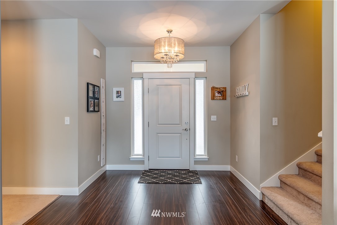3519 McGee Road Blaine, WA 98230 - Photo 7 of 40 a view of an entryway with wooden floor