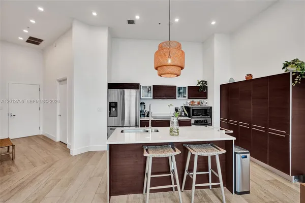 $4,400 | 1900 North Bayshore Drive, Unit 816, Miami, FL 33132