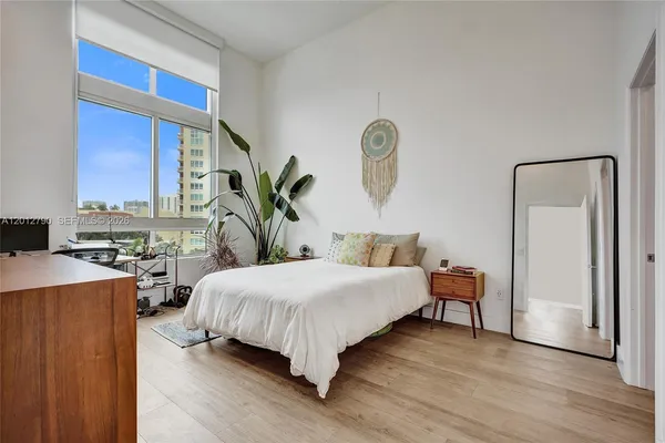 $4,400 | 1900 North Bayshore Drive, Unit 816, Miami, FL 33132