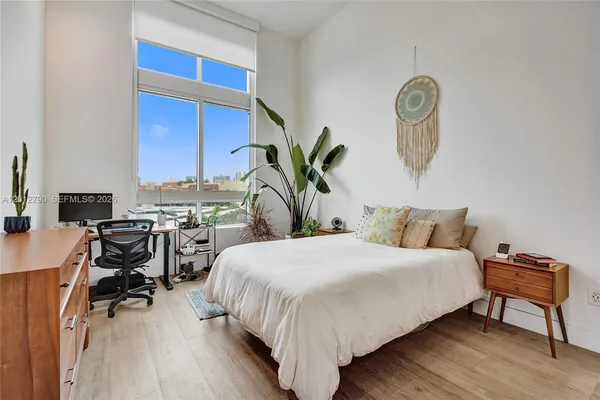 $4,400 | 1900 North Bayshore Drive, Unit 816, Miami, FL 33132
