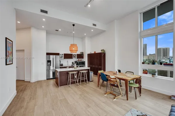$4,400 | 1900 North Bayshore Drive, Unit 816, Miami, FL 33132