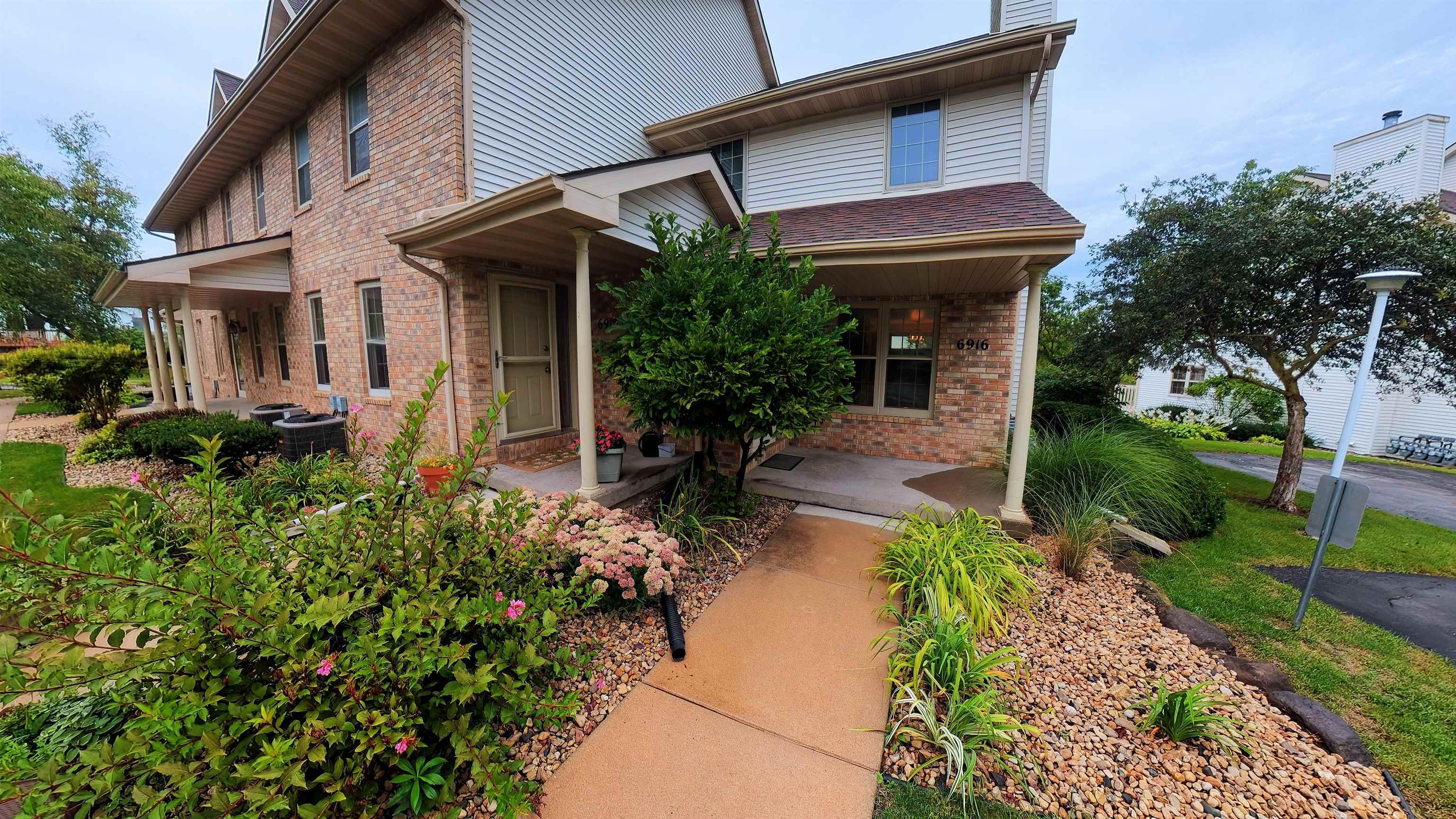6916 Tottenham Road Madison, WI 53711 - Photo 1 of 27 Gallery Image 1