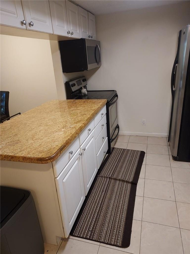 6292 La Costa Drive, Unit G Boca Raton, FL 33433 - Photo 2 of 22 Photo 2