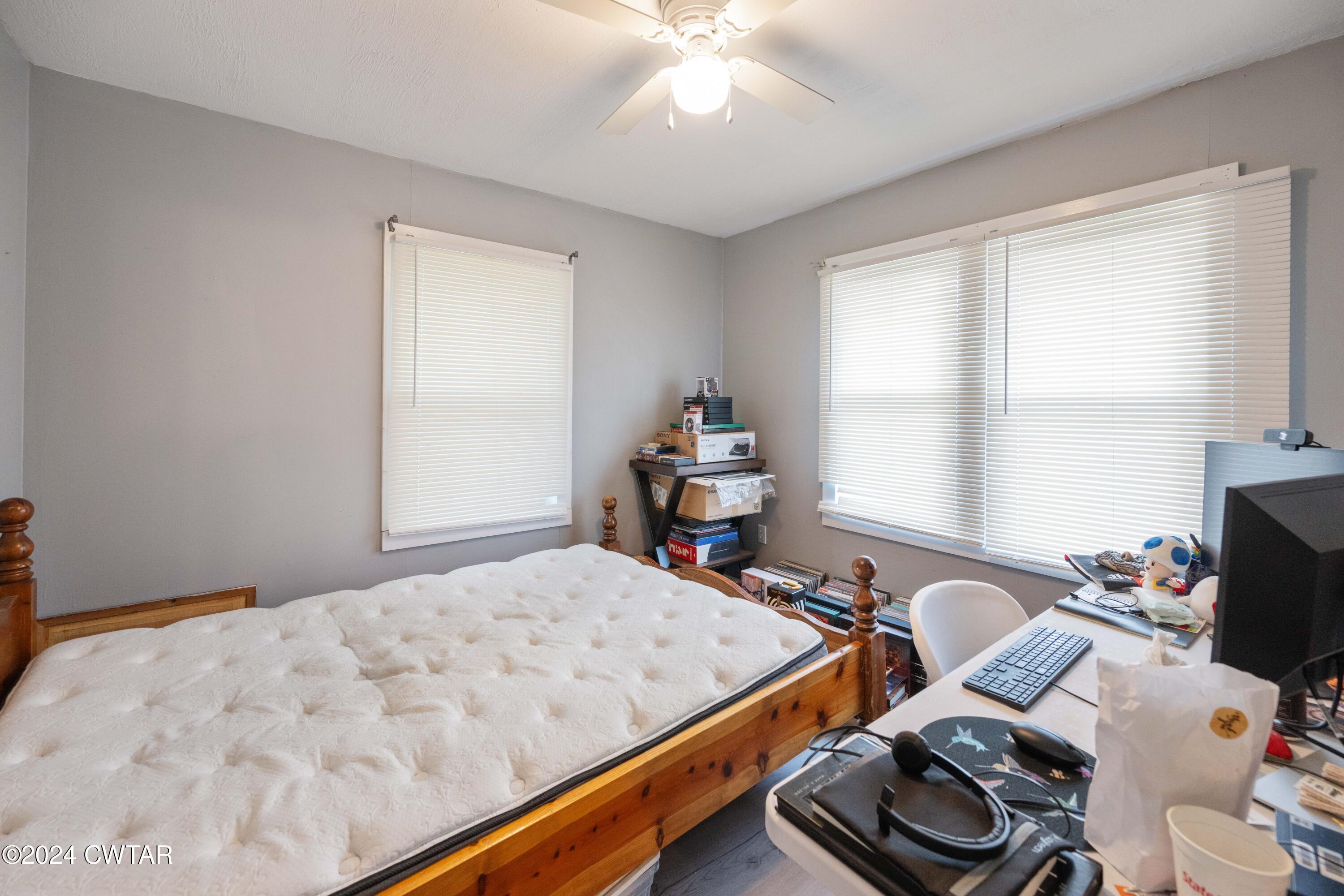 41 East 7th Street Parsons, TN 38363 - Photo 4 of 10 NZ8_5222