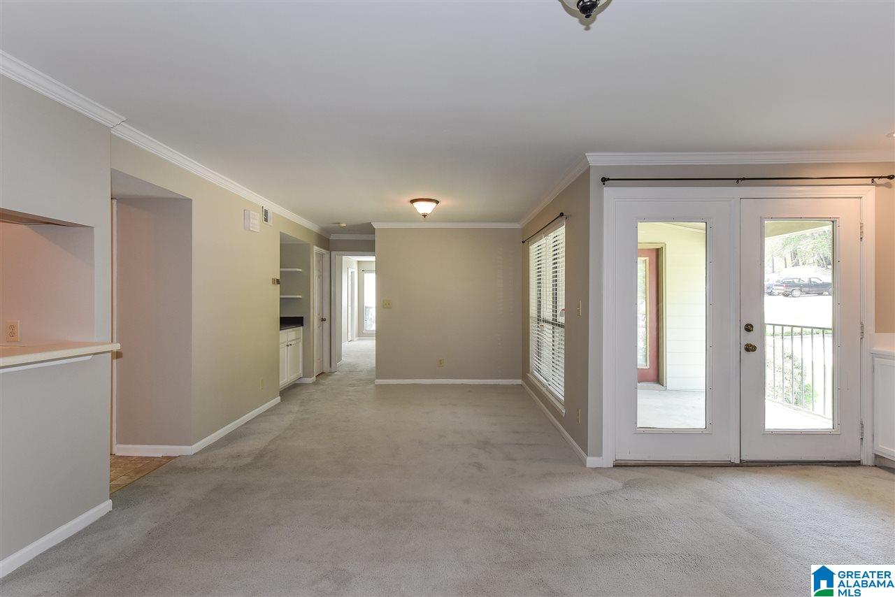 710 Gables Drive, Unit 710 Birmingham, AL 35244 - Photo 4 of 40
