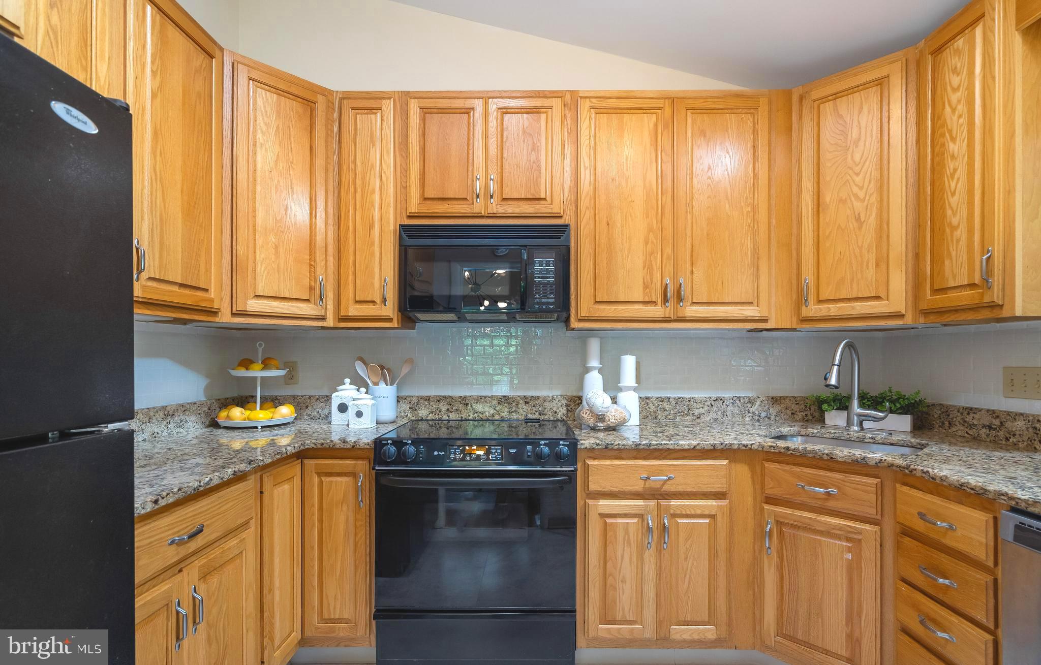 6702 Maxalea Road Baltimore, MD 21239 - Photo 15 of 46