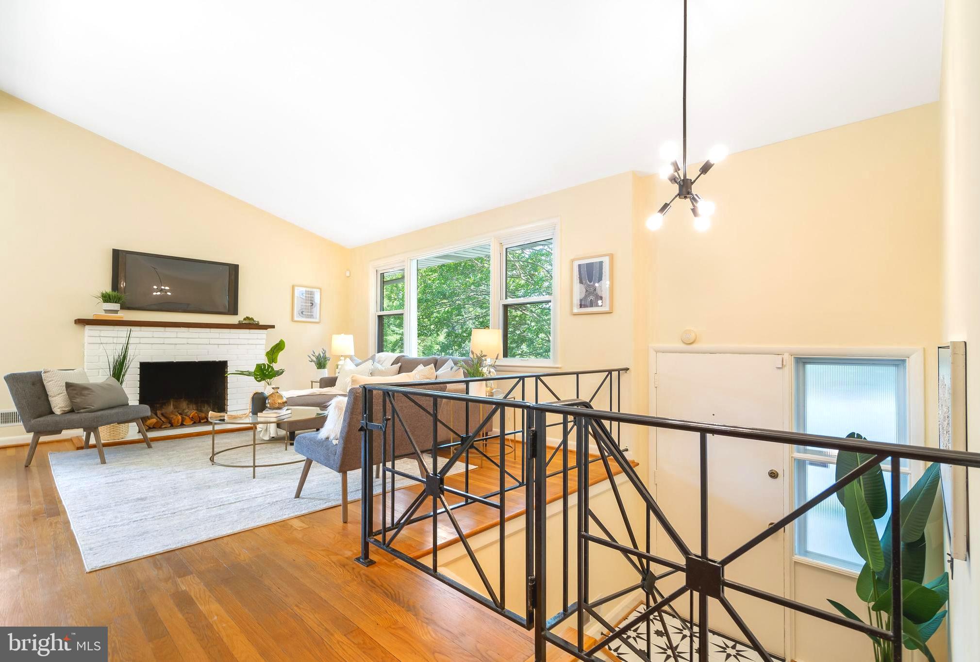 6702 Maxalea Road Baltimore, MD 21239 - Photo 3 of 46