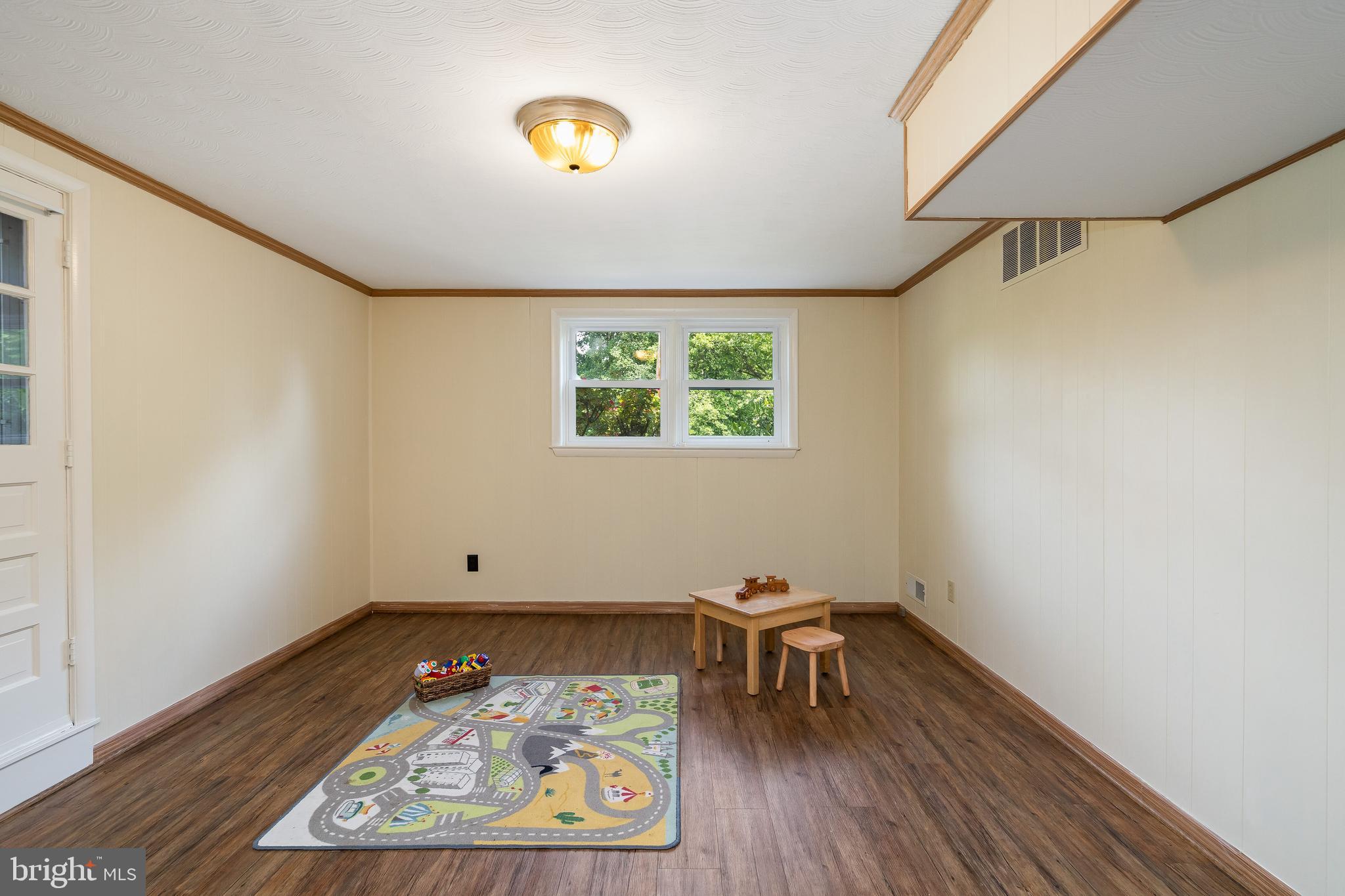 6702 Maxalea Road Baltimore, MD 21239 - Photo 28 of 46