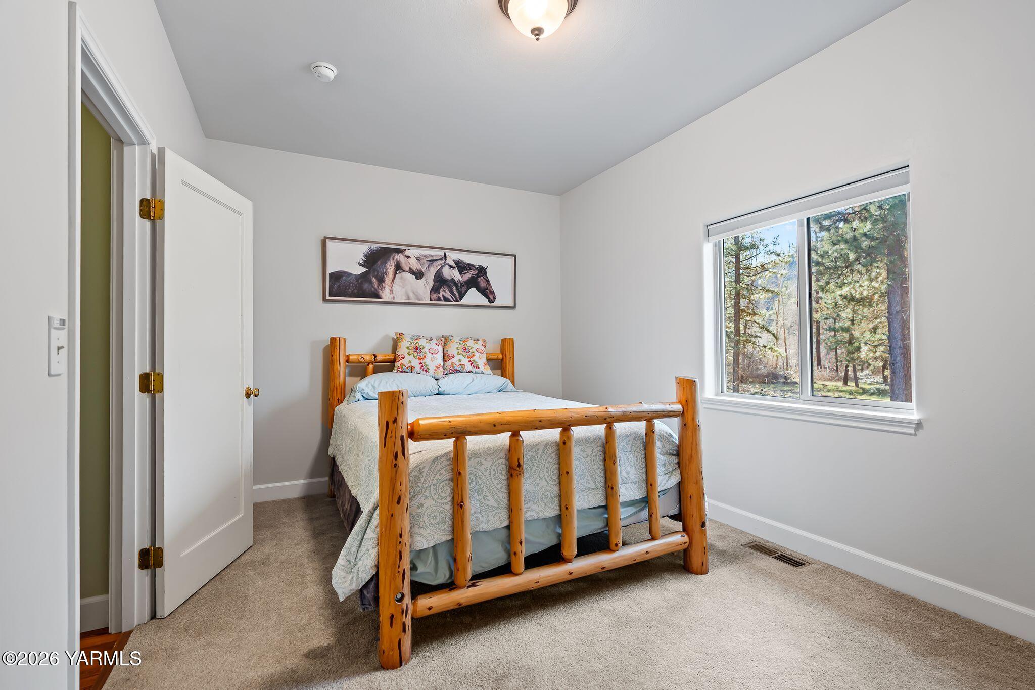 1575 Nile Road Naches, WA 98937 - Photo 21 of 43 Bedroom