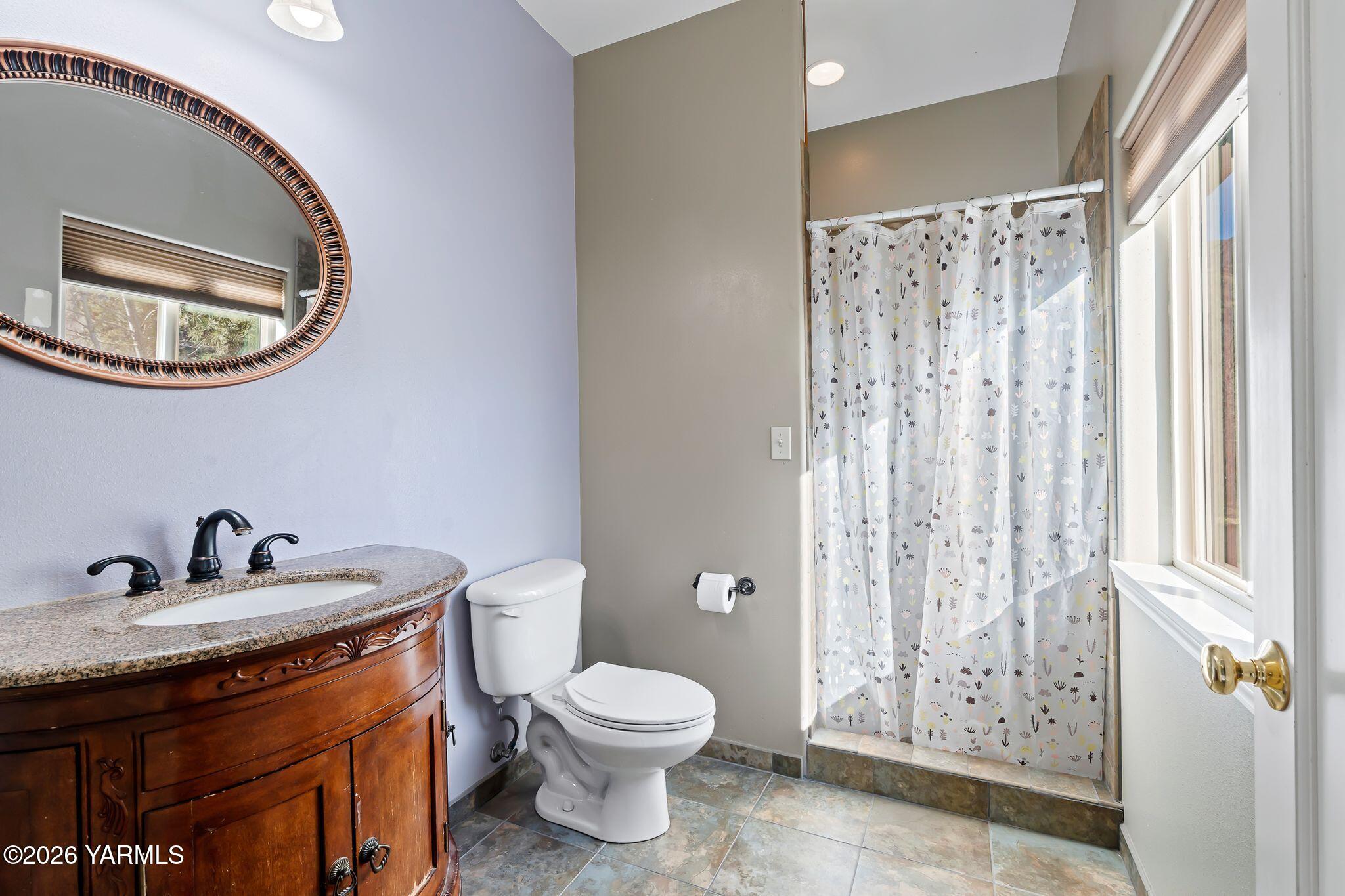 1575 Nile Road Naches, WA 98937 - Photo 25 of 51 Bathroom