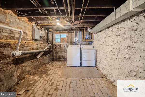 $2,735 | 3507 Elm Avenue, Baltimore, MD 21211