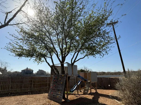 $400,000 | 1607 Rio Bravo Loop, Leander, TX 78641