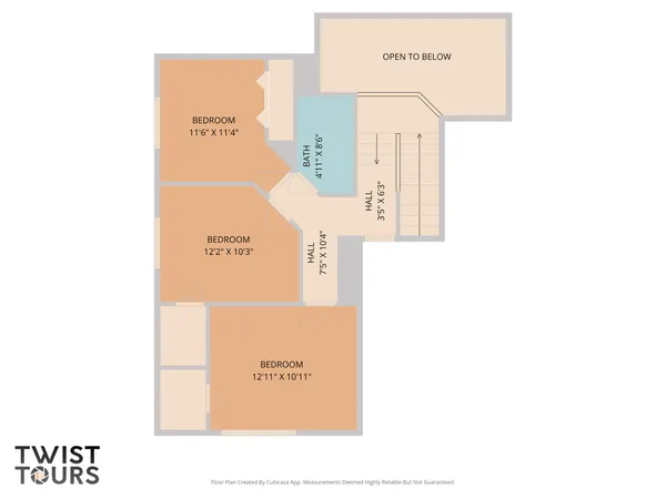 a picture of a wall with a white wall