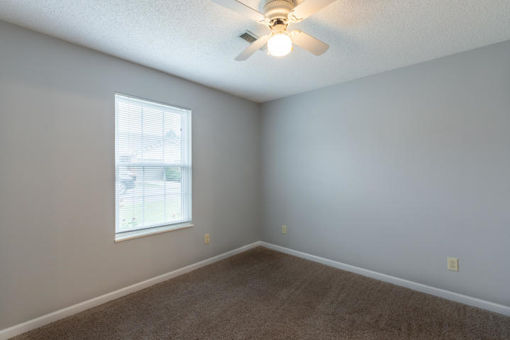 7917 Eldin Way Powell, TN 37849 - Photo 13 of 24 20190924033836317332000000-o