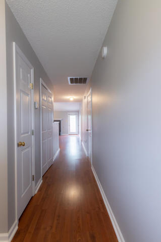 7917 Eldin Way Powell, TN 37849 - Photo 4 of 24 20190924033809555057000000-o